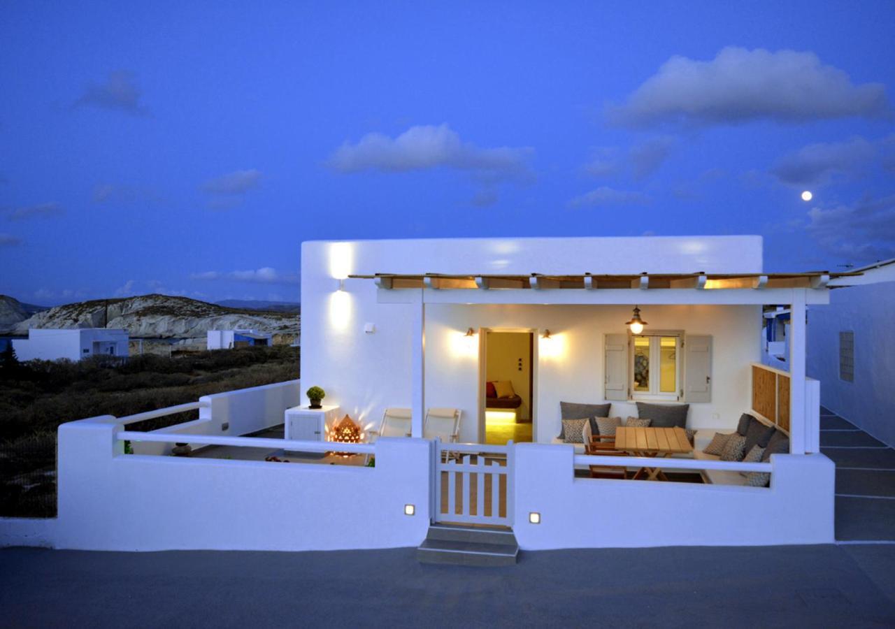 הוילה Seashell Mandrakia Sea View מראה חיצוני תמונה